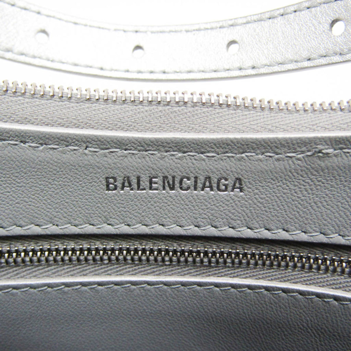 Balenciaga Mary Kate Sling Leather Silver Leather Handbag (Pre-Owned)