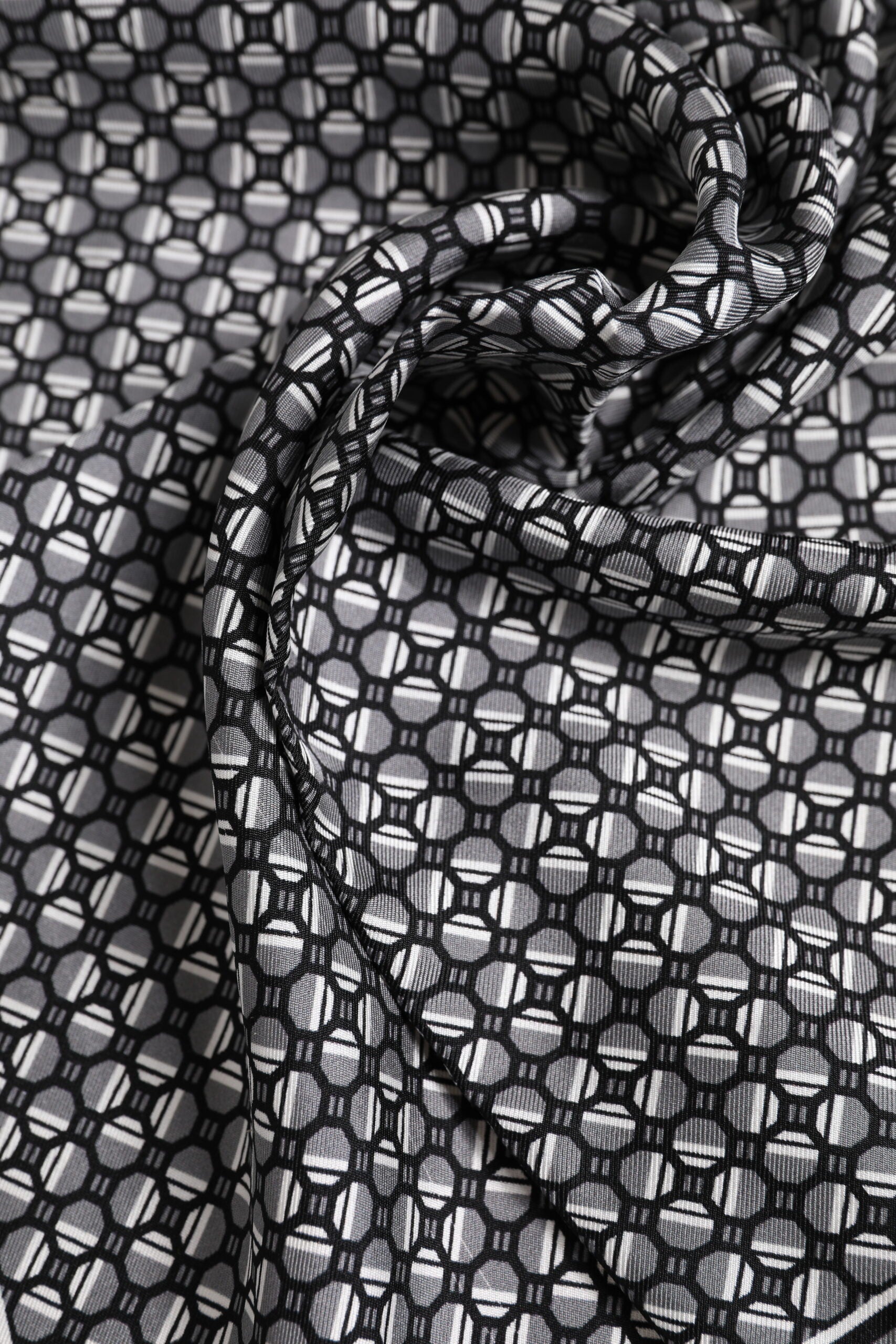 Dolce & Gabbana Black White Patterned Square Foulard Men's Scarf (Pre-Owned)