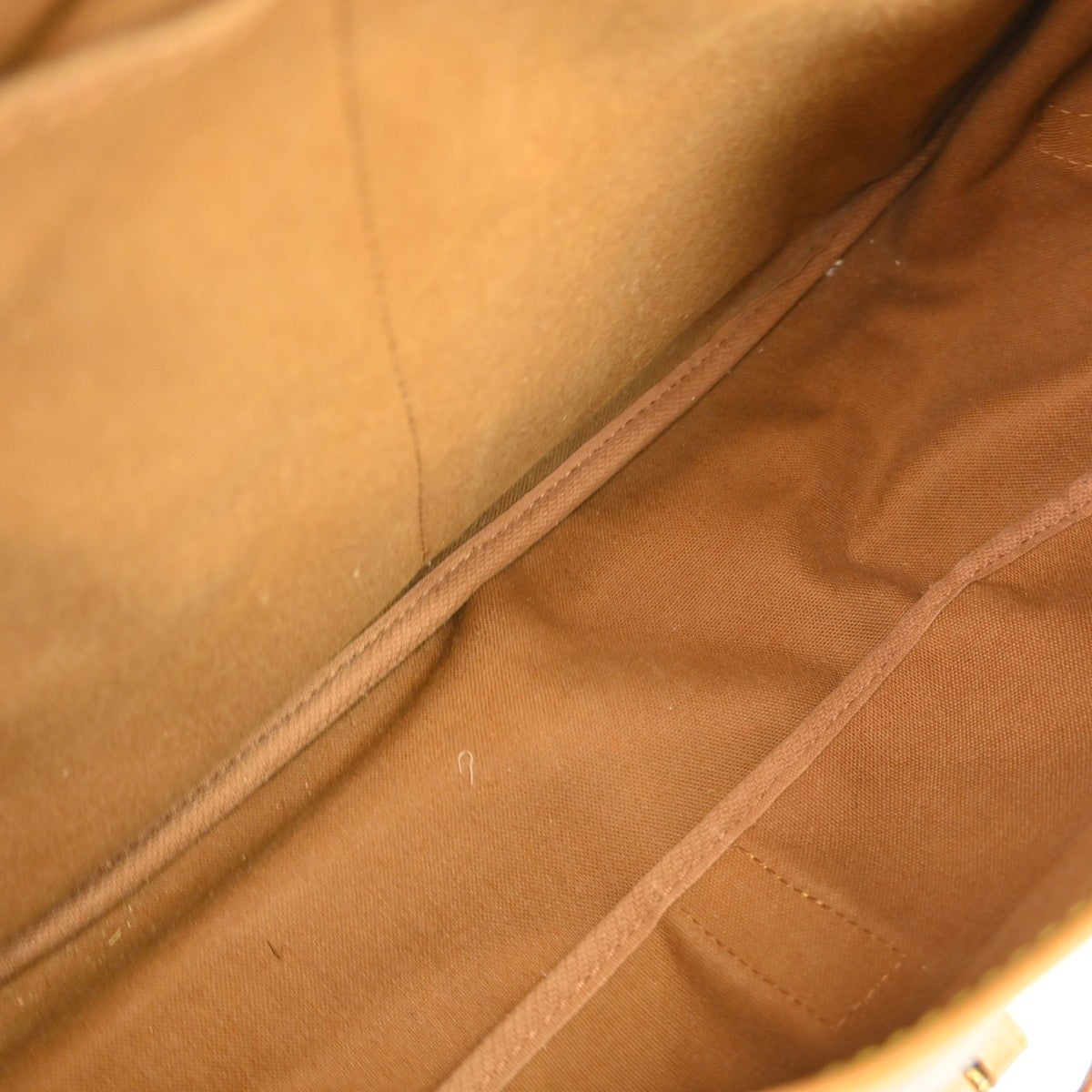 Louis Vuitton Saumur Monogram Brown Canvas Shoulder Bag Bag (Pre-Owned)