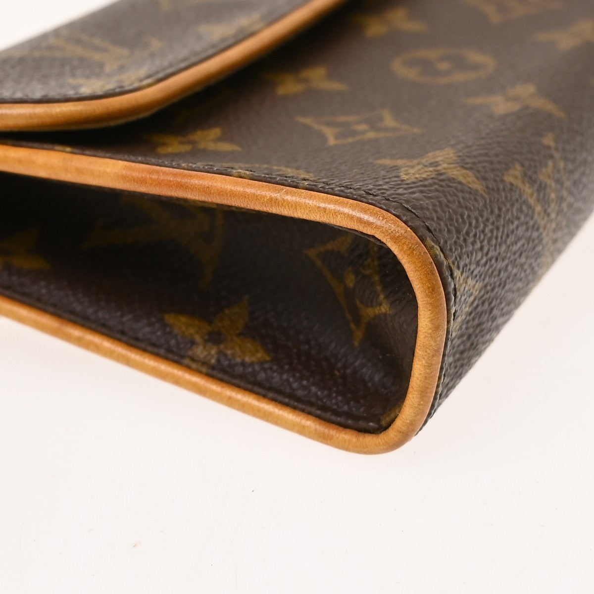 Louis Vuitton Florentine Waist Monogram Canvas Brown Canvas Handbag (Pre-Owned)