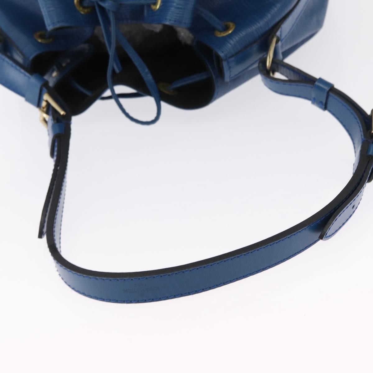 Louis Vuitton Noe Epi Leather Blue Leather Shoulder Bag Bag (Pre-Owned)
