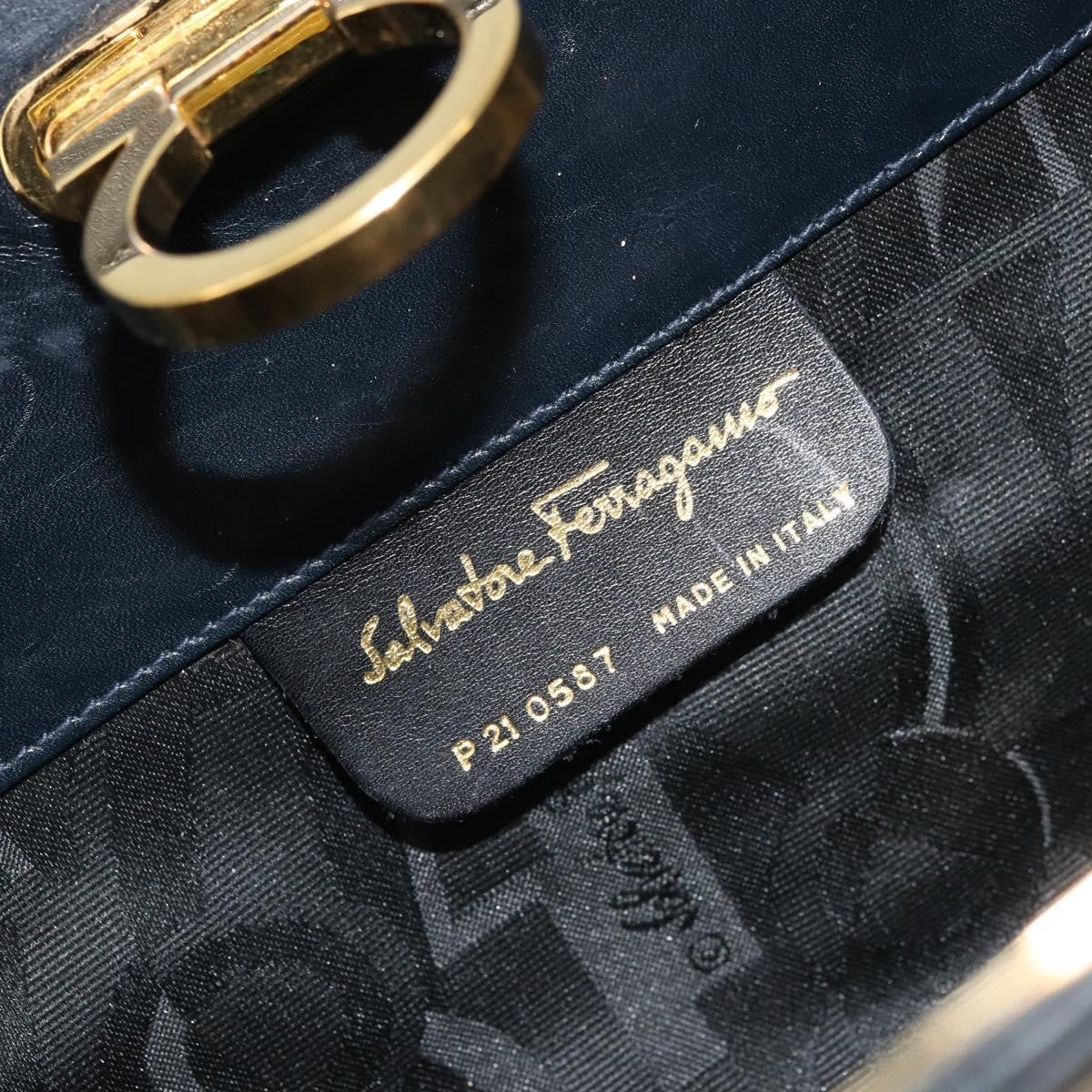 Salvatore Ferragamo Vintage Gancini Chain Leather Navy Leather Shoulder Bag Bag (Pre-Owned)
