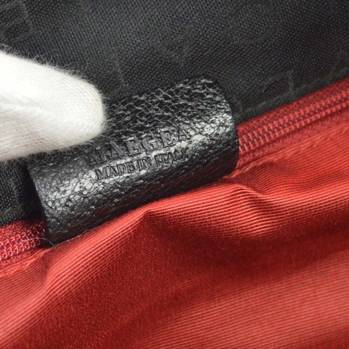 Bvlgari Logomania Canvas Black Canvas Shoulder Bag Bag (Pre-Owned)
