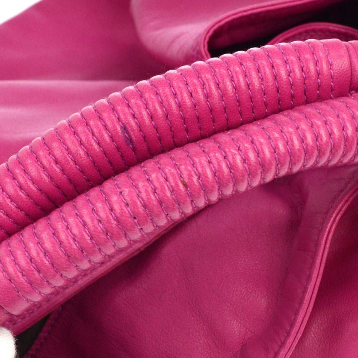 Loewe Anagram Logo Nappa Aire Hand Leather Pink Leather Handbag (Pre-Owned)