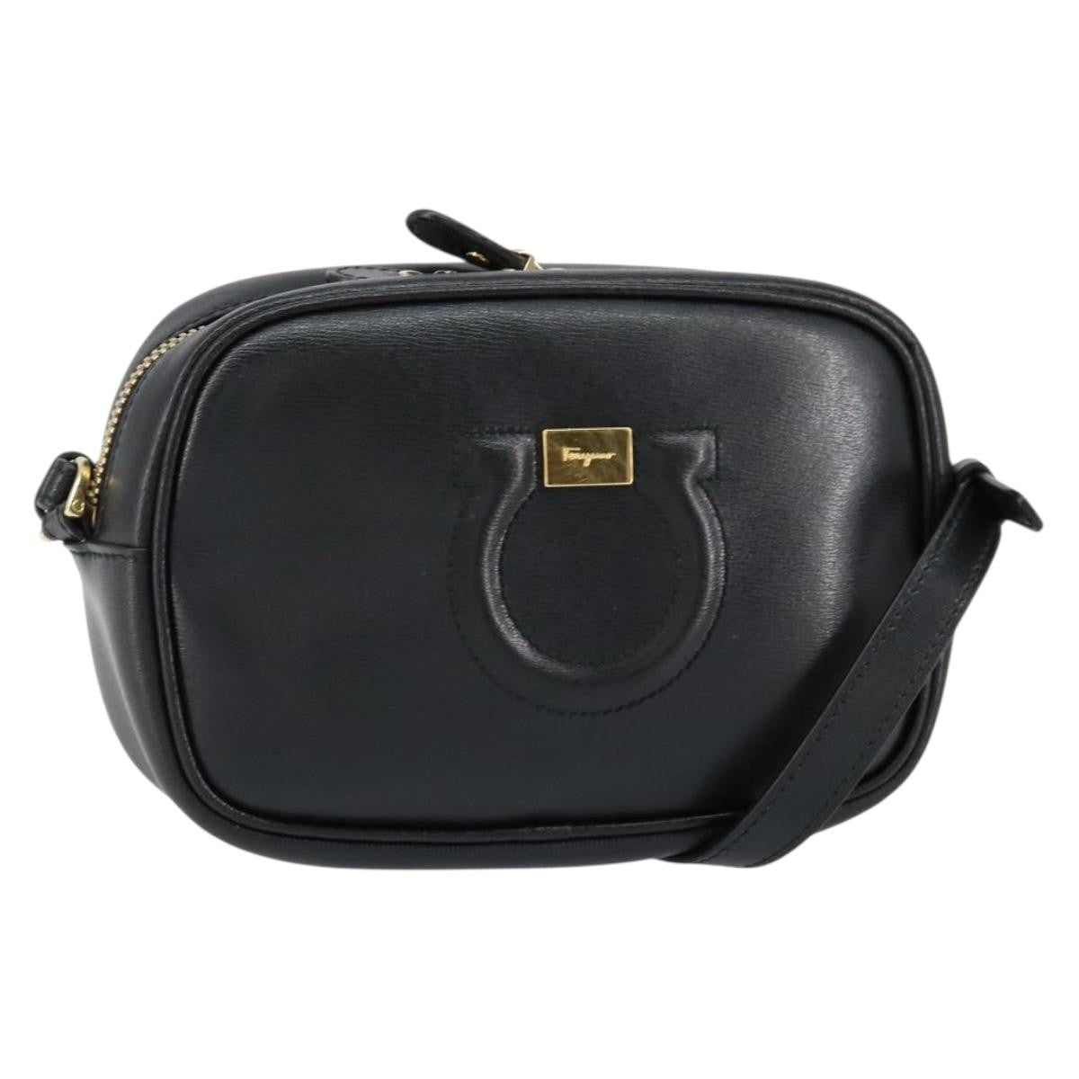 Salvatore Ferragamo City Camera Leather Black Leather Shoulder Bag Bag (Pre-Owned)