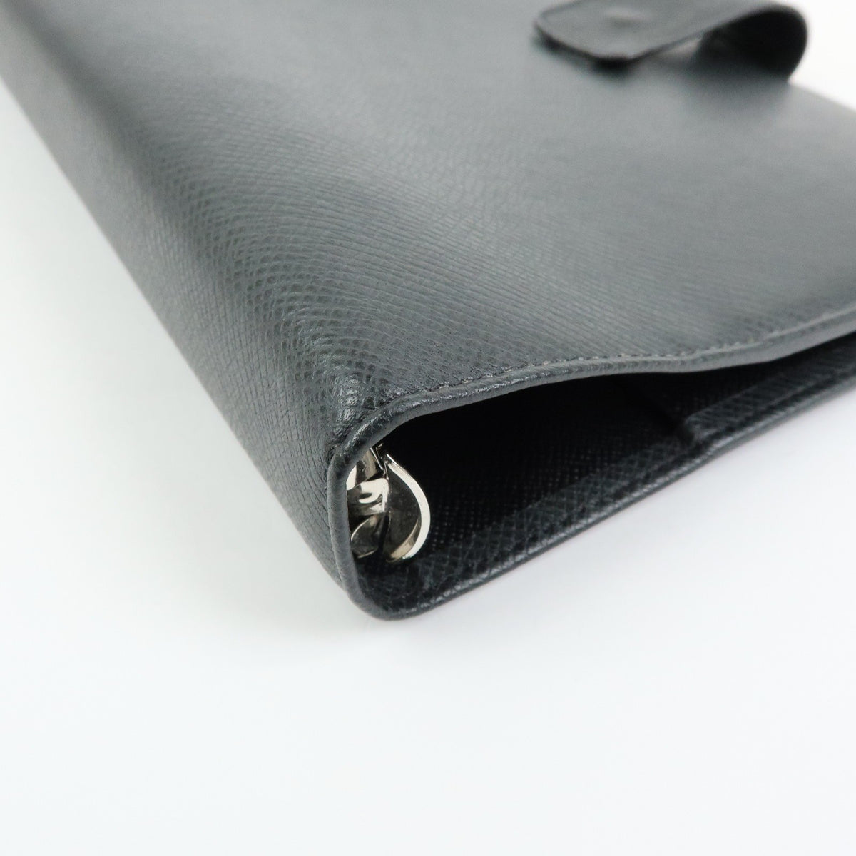 Louis Vuitton Ring Agenda Cover Taiga Leather Gray Leather Briefcase Bag (Pre-Owned)