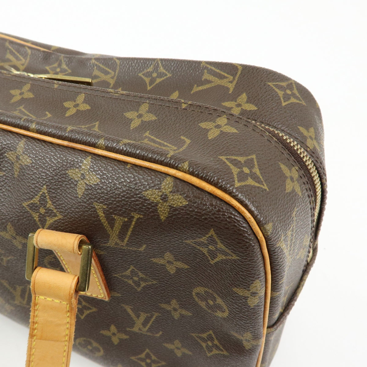 Louis Vuitton Cite Monogram Canvas Brown Canvas Handbag (Pre-Owned)