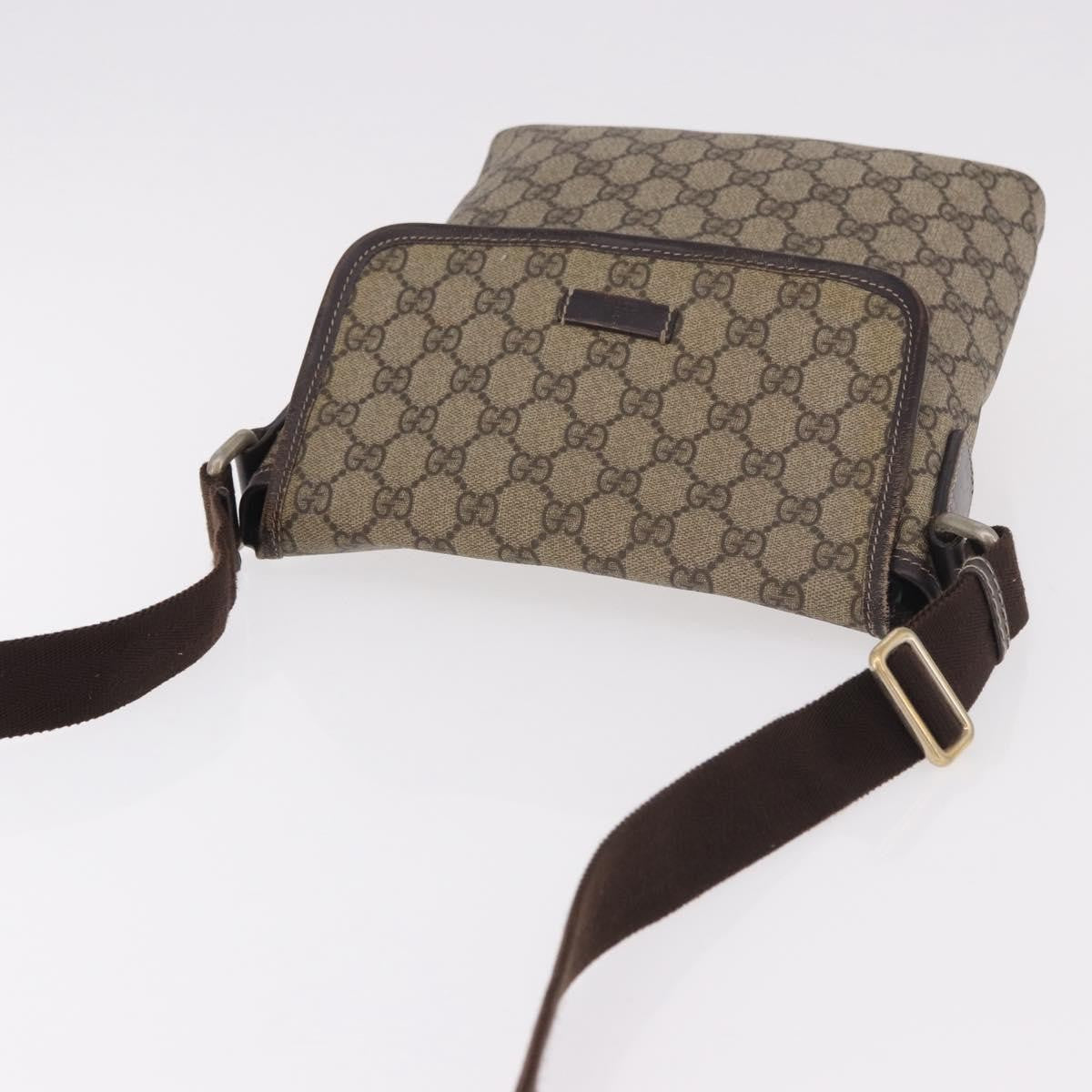 Gucci Flap Messenger Gg Coated Canvas Beige Canvas Shoulder Bag Bag (Pre-Owned)