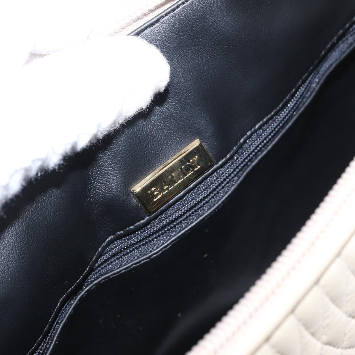 Bally Vintage Chain Quilted Leather Beige Leather Shoulder Bag Bag (Pre-Owned)