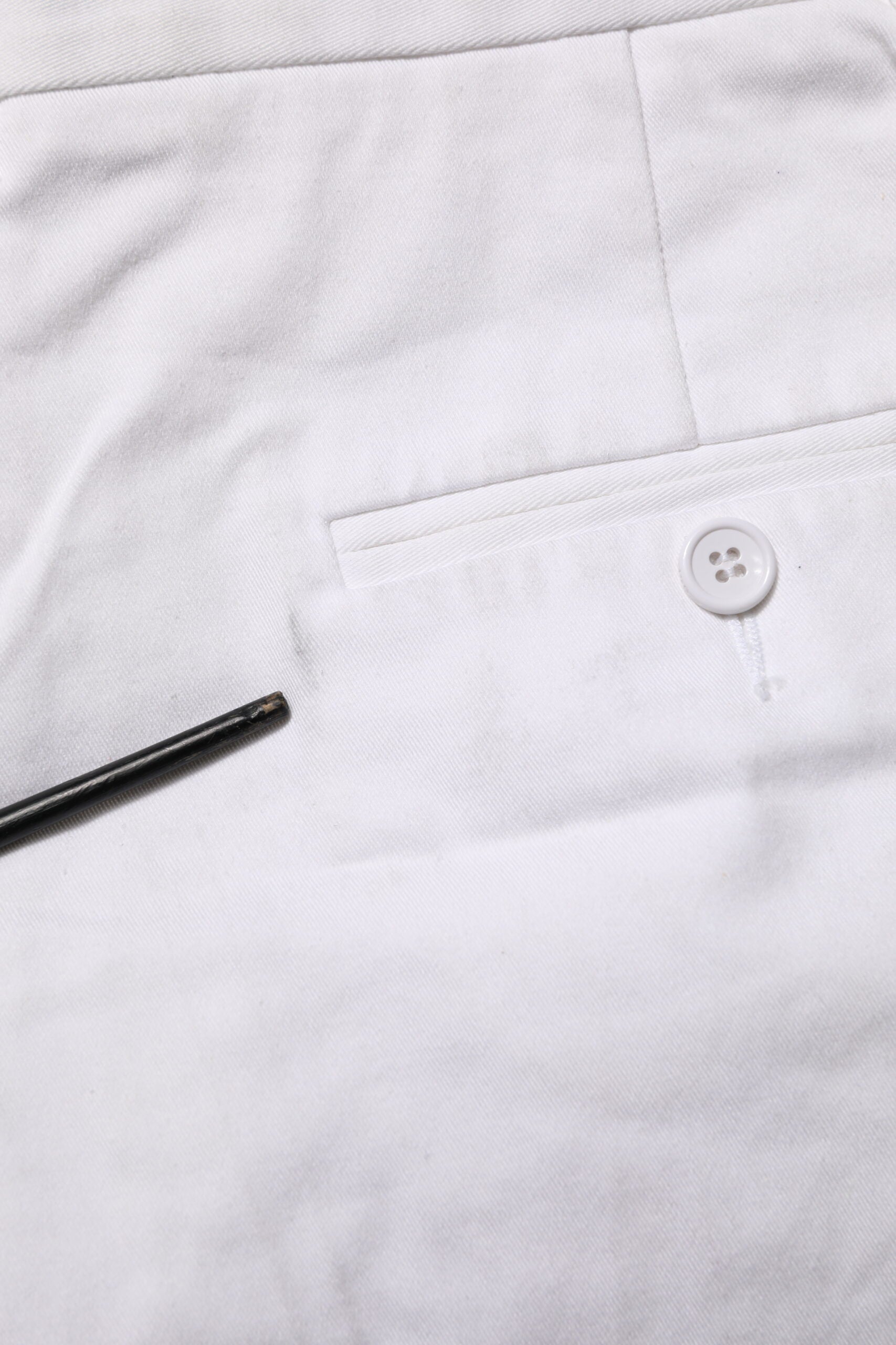 Dolce & Gabbana White Cotton Mid Waist Women Bermuda Women's Shorts (Pre-Owned)