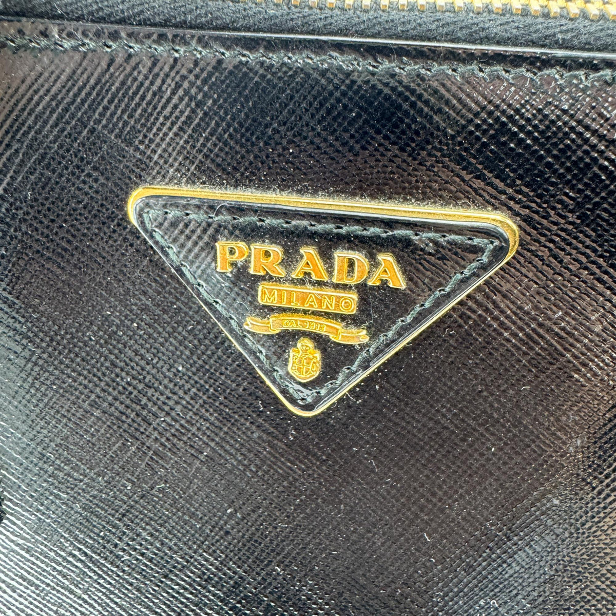 Prada Promenade Vernice Saffiano Leather Black Leather Handbag (Pre-Owned)