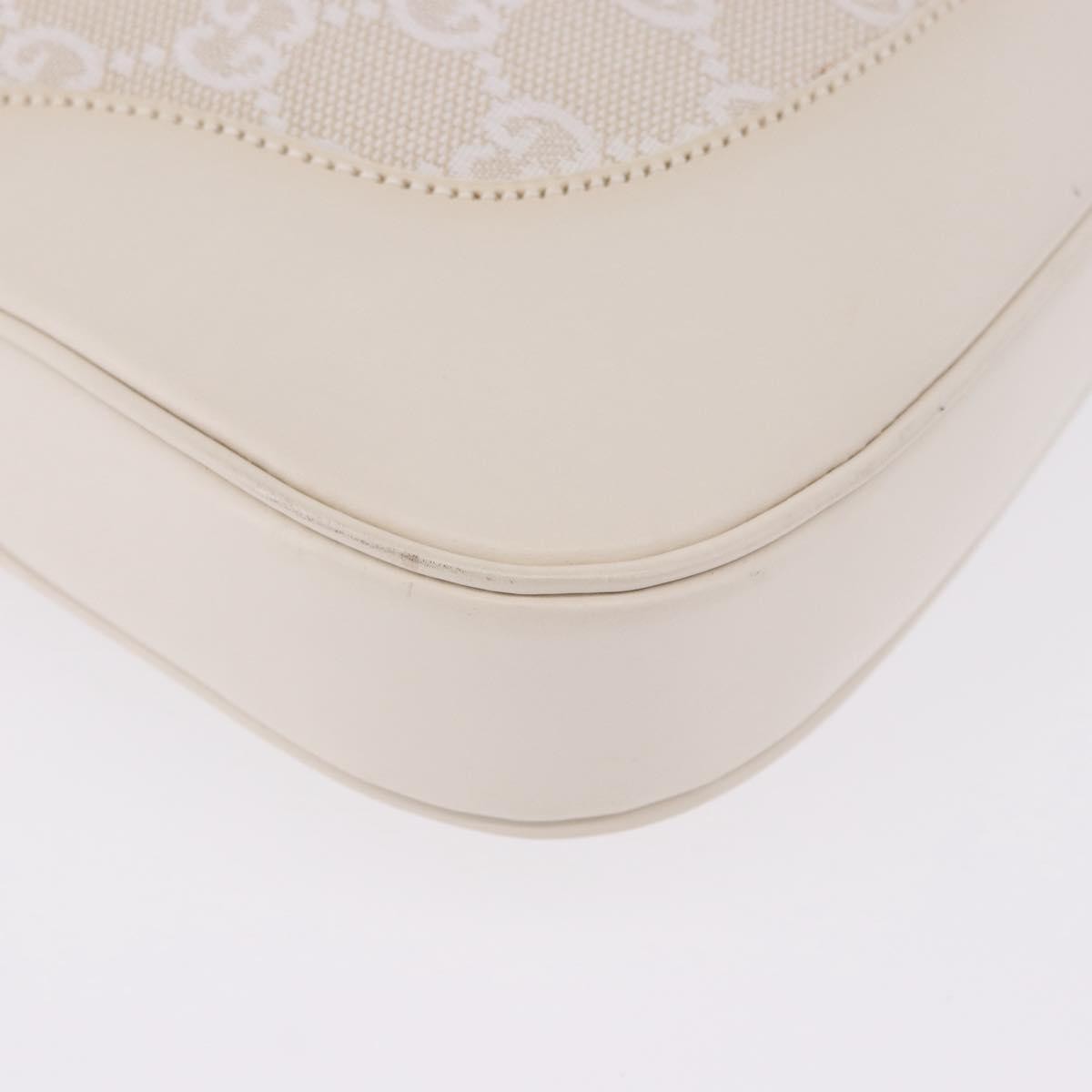 Gucci Jackie Canvas White Canvas Handbag (Pre-Owned)