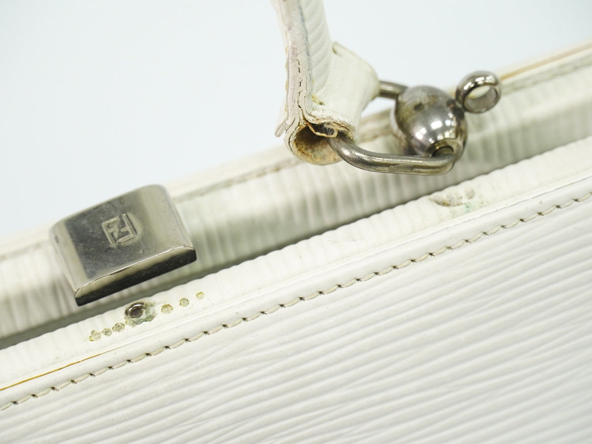 Fendi Vintage Handbag Leather White Leather Handbag (Pre-Owned)
