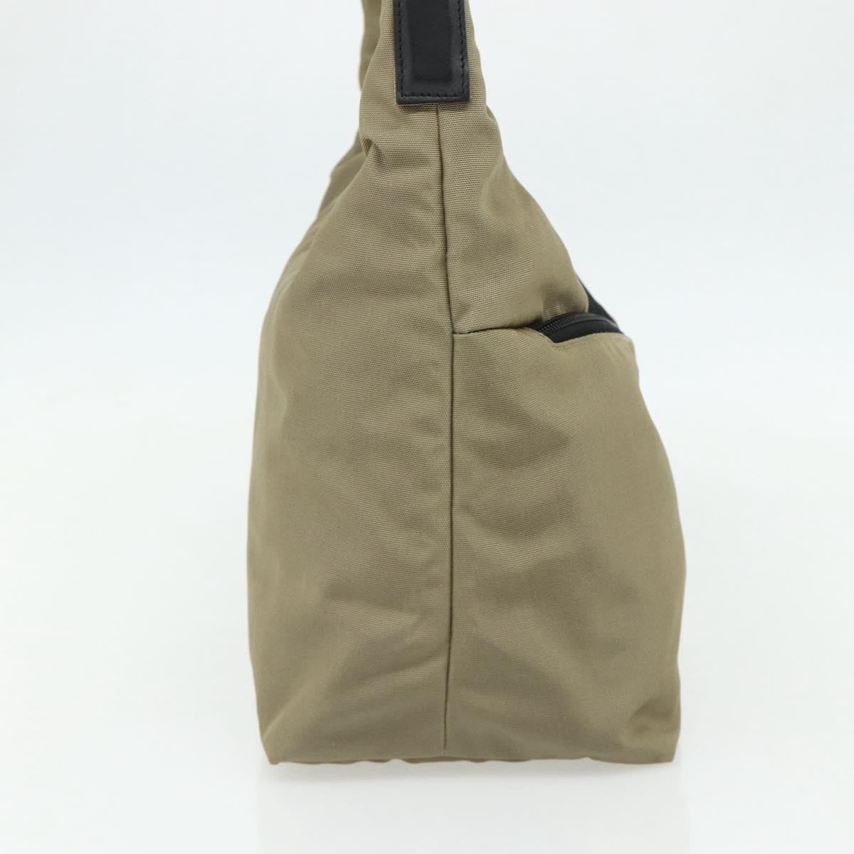 Gucci Double Pocket Hobo Nylon Beige Nylon Shoulder Bag Bag (Pre-Owned)