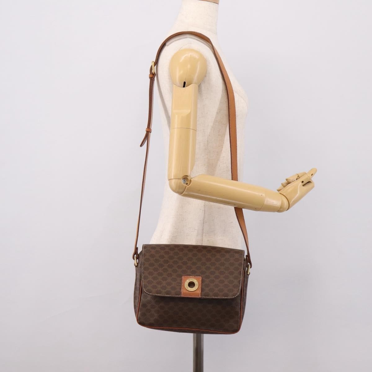 Celine Vintage Macadam Circle Logo Canvas And Leather Brown Canvas Shoulder Bag Bag (Pre-Owned)