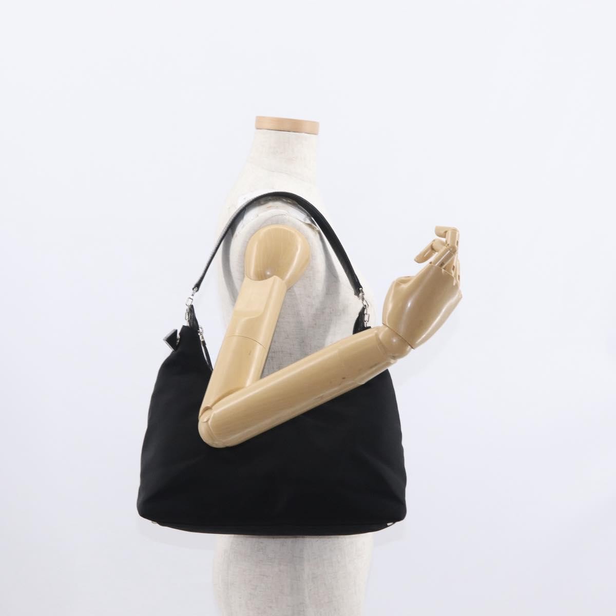 Salvatore Ferragamo Vala Nylon Black Nylon Shoulder Bag Bag (Pre-Owned)