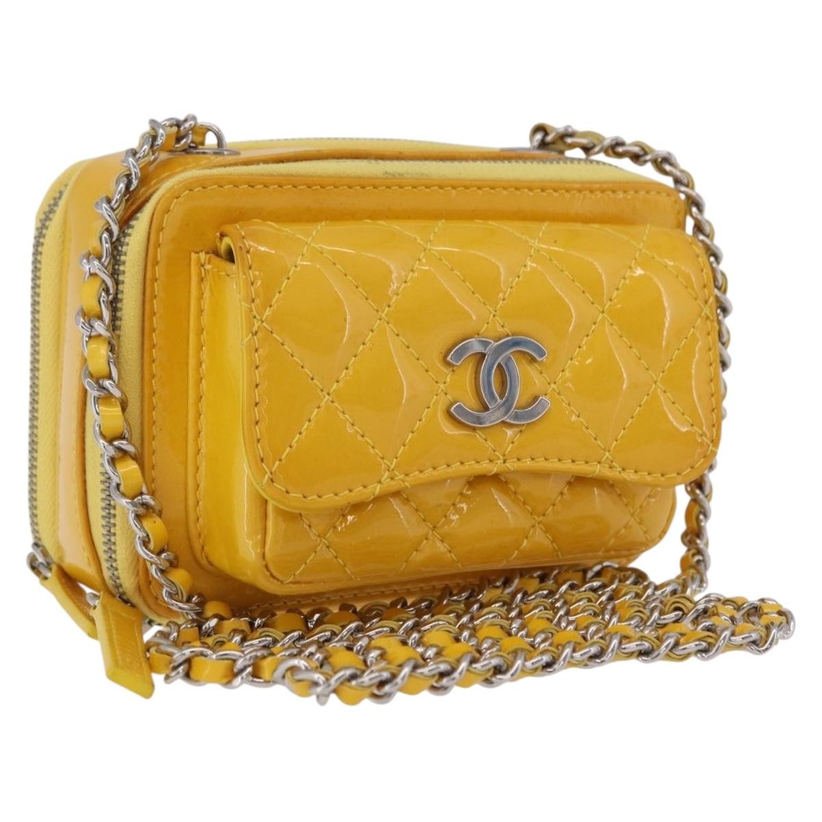 Chanel Pocket Box Camera Case Quilted Patent Yellow Patent_Leather Crossbody Bag Bag (Pre-Owned)