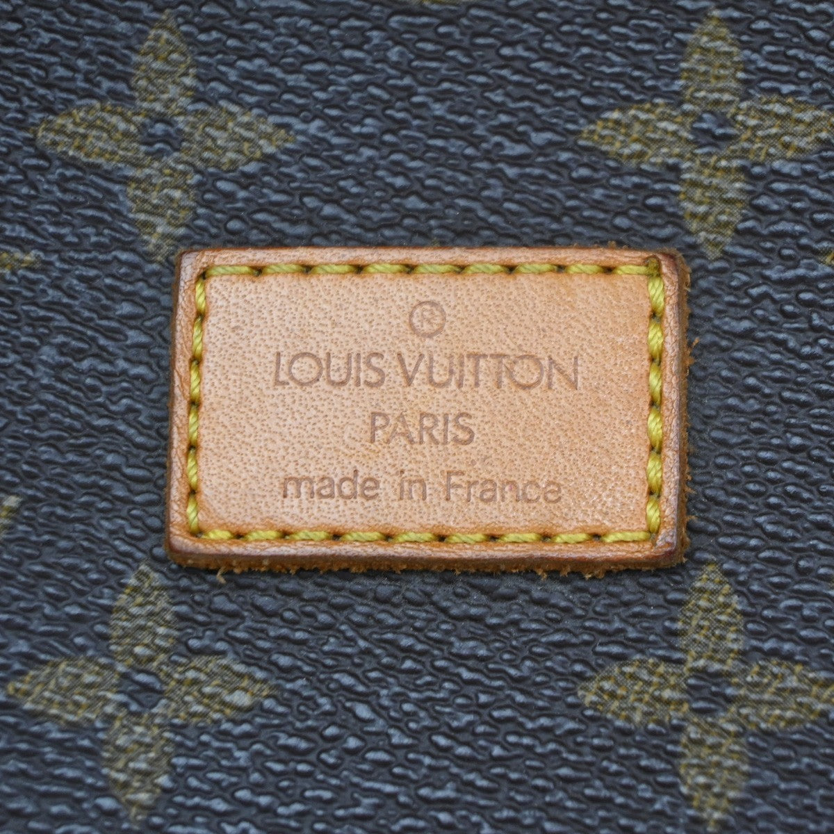 Louis Vuitton Saumur Monogram Brown Canvas Shoulder Bag Bag (Pre-Owned)