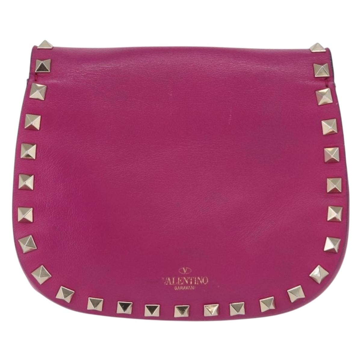 Valentino Garavani Rockstud Saddle Leather Pink Leather Clutche & Pouche Bag (Pre-Owned)