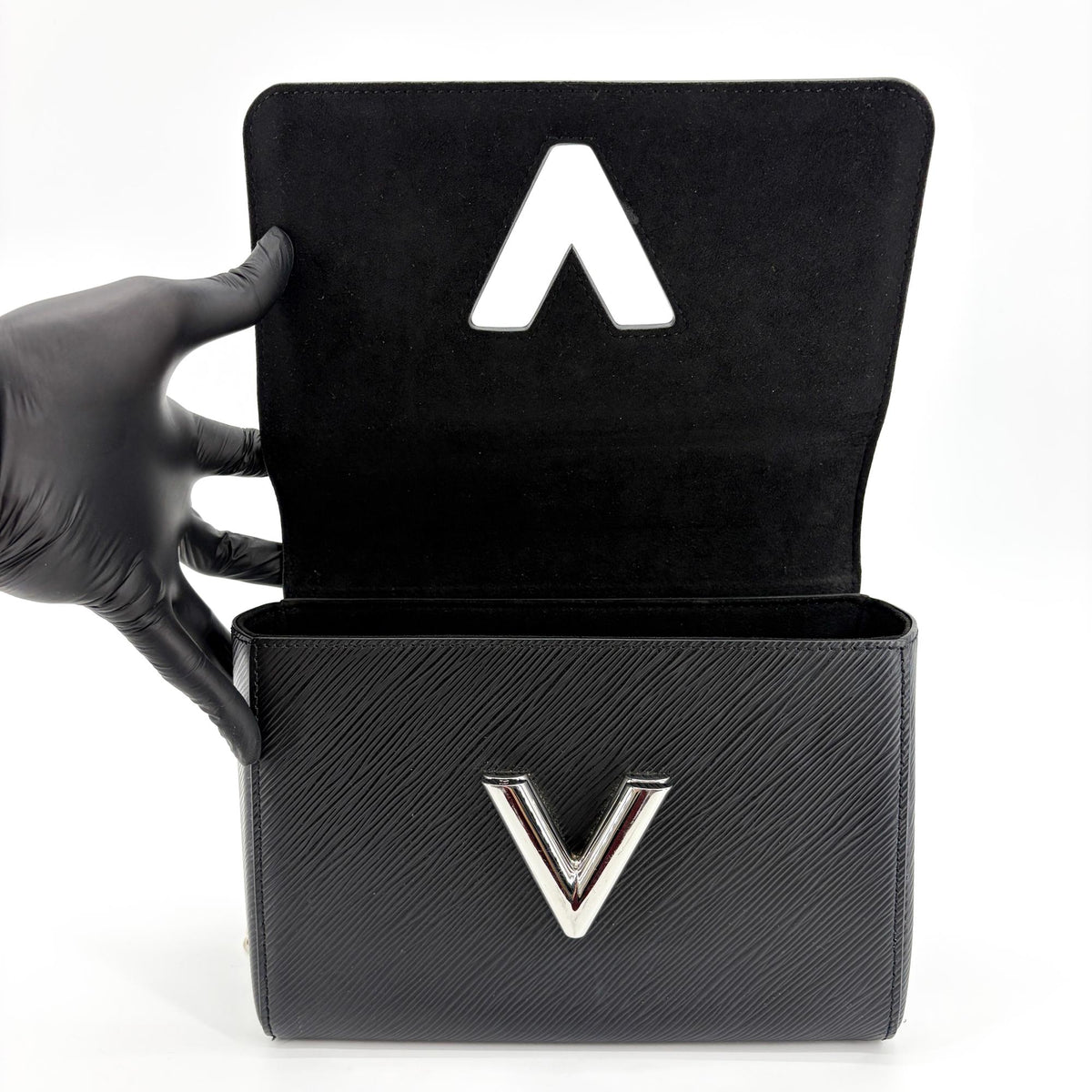 Louis Vuitton Twist Epi Leather Black Leather Handbag (Pre-Owned)