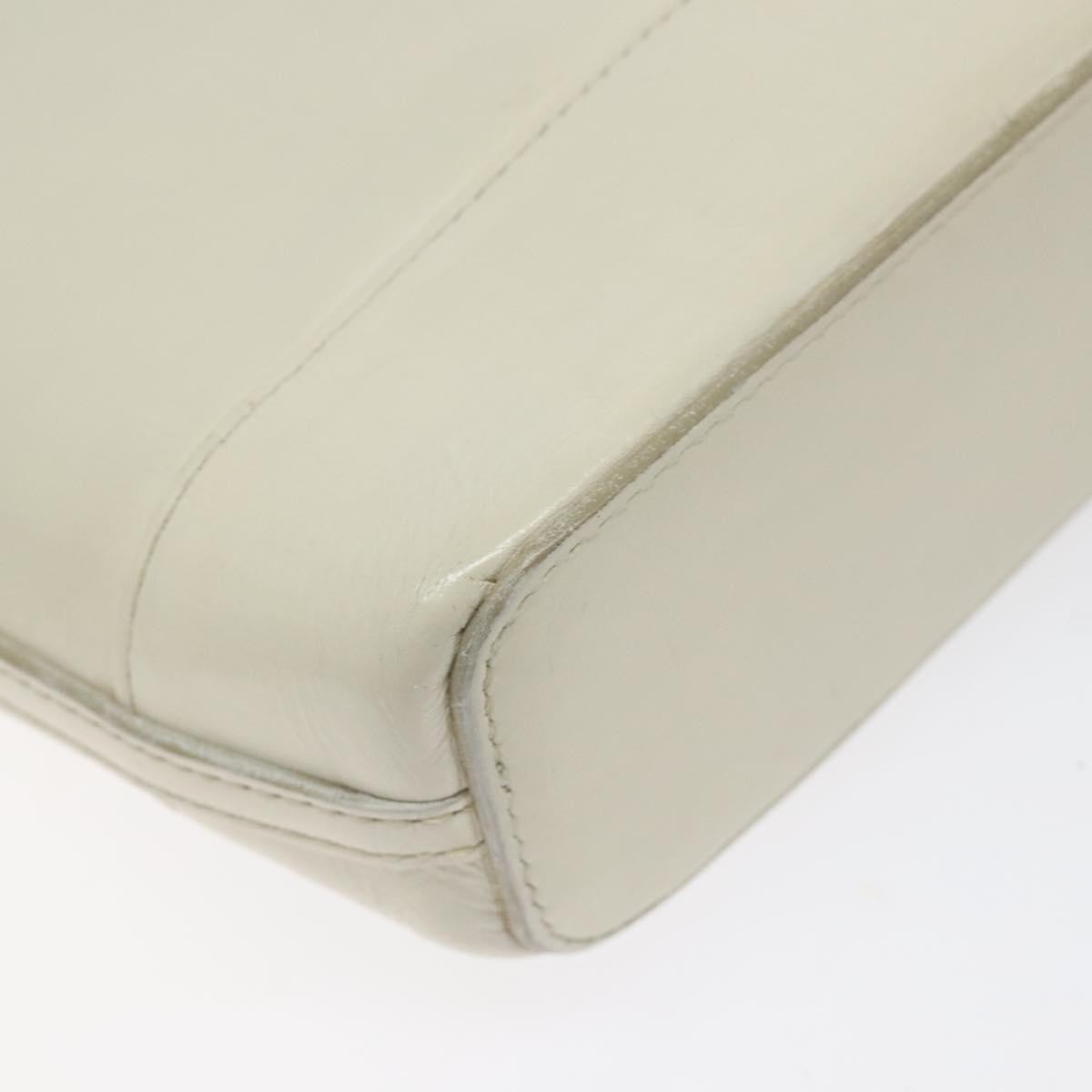 Burberry Flap Shoulder Leather White Leather Shoulder Bag Bag (Pre-Owned)