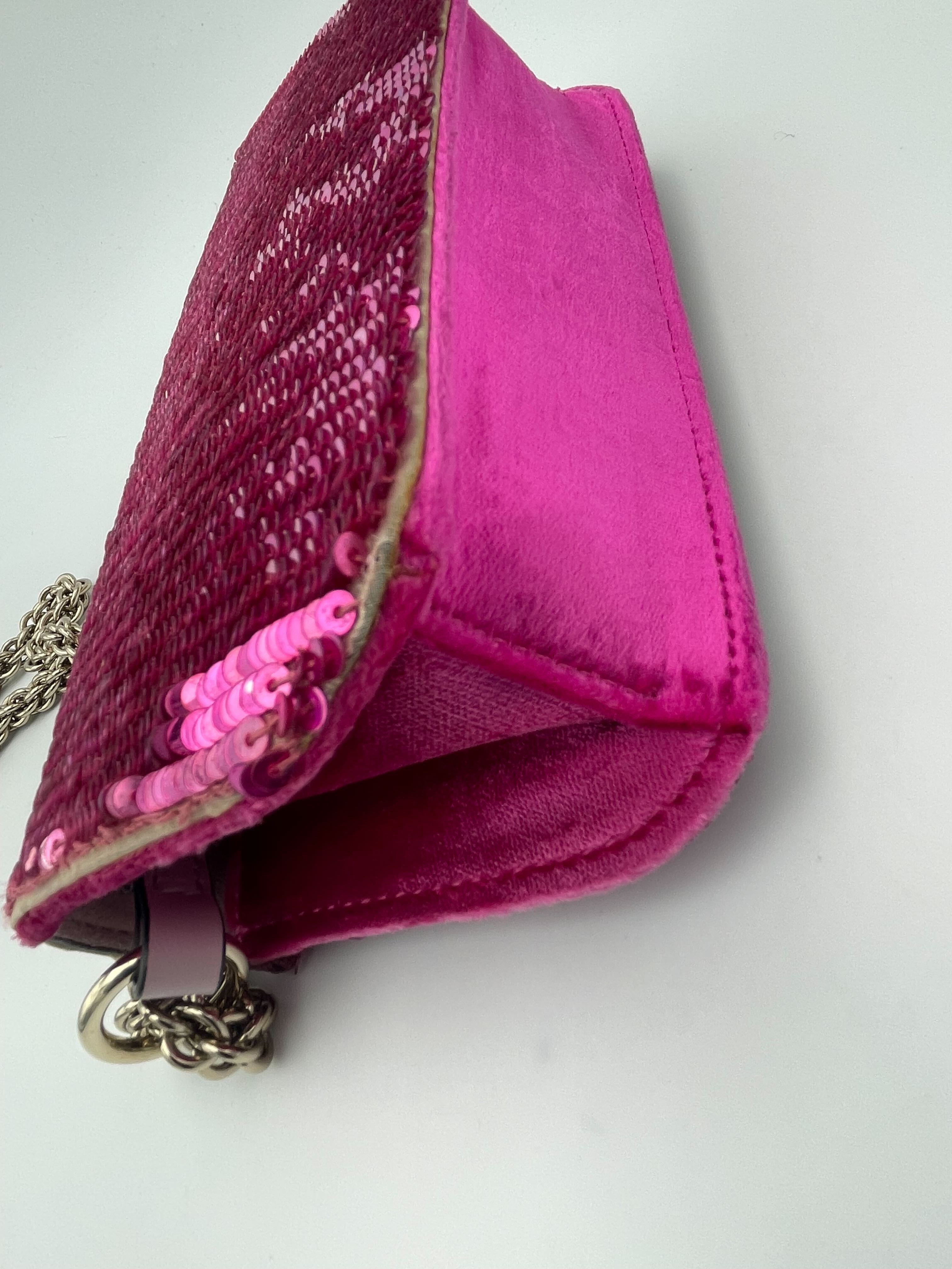 Valentino Garavani Vlogo Loco Flap Shoulder Embellished Embroidered Leather Pink Satin Clutche & Pouche Bag (Pre-Owned)
