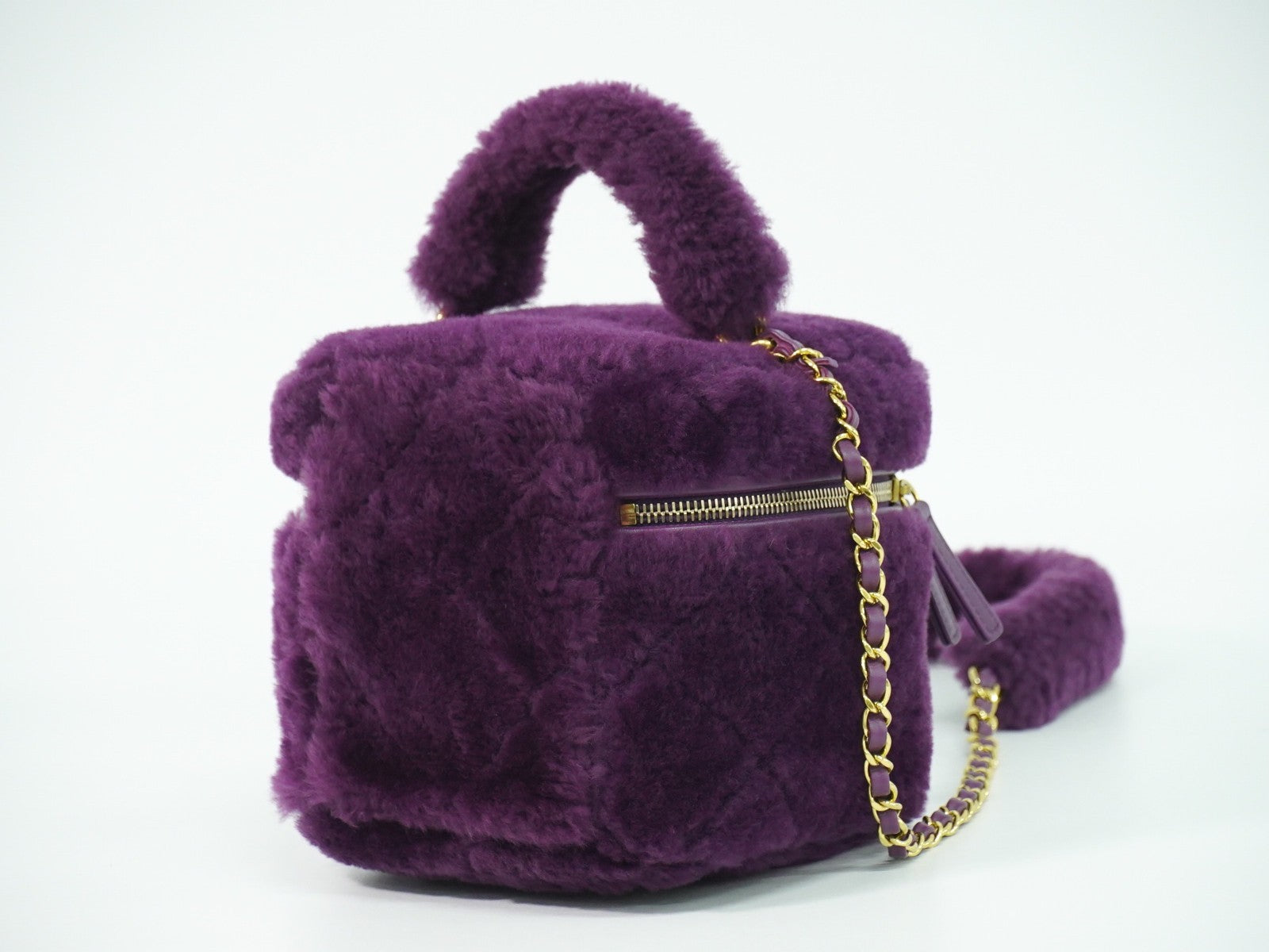 Chanel Coconing Top Handle Vanity Case With Chain Quilted Shearling Purple Faux_Fur Clutche & Pouche Bag (Pre-Owned)