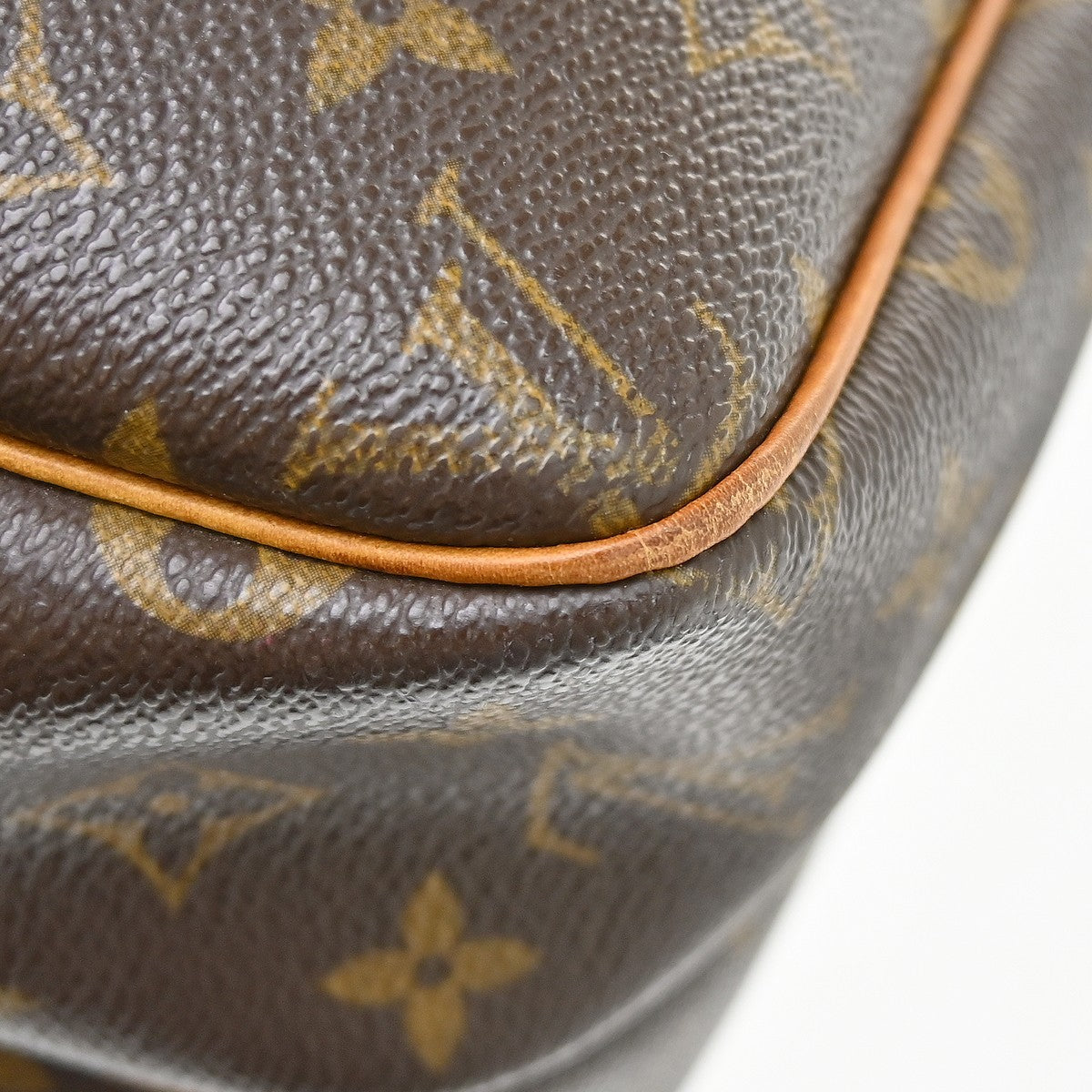 Louis Vuitton Reporter Monogram Brown Canvas Shoulder Bag Bag (Pre-Owned)