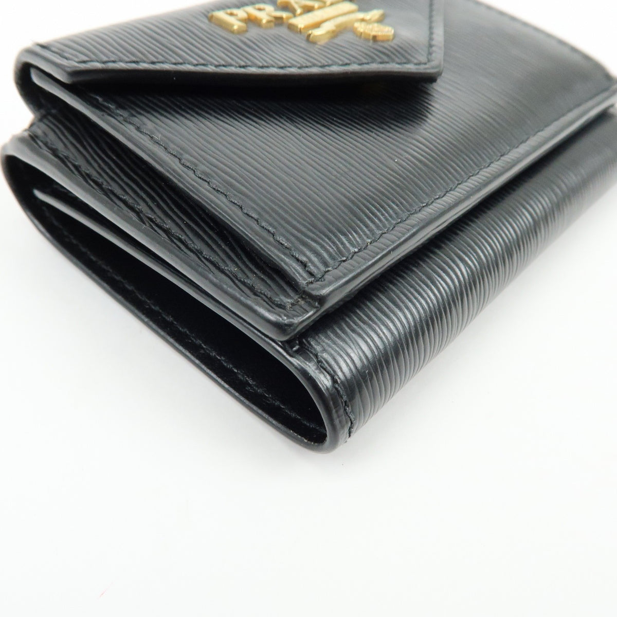 Prada Envelope Trifold Saffiano Leather Black Leather Wallets Accessory (Pre-Owned)