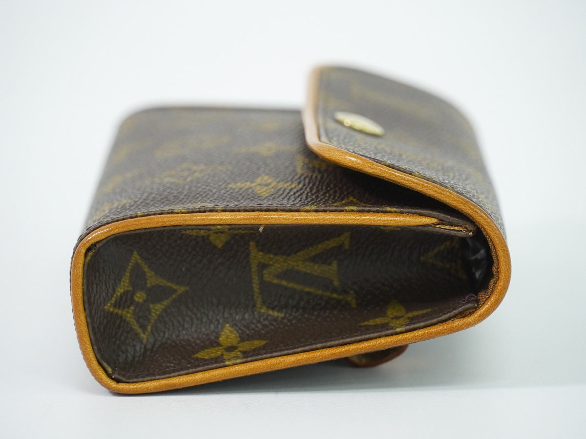Louis Vuitton Florentine Pochette Canvas Brown Canvas Clutche & Pouche Bag (Pre-Owned)