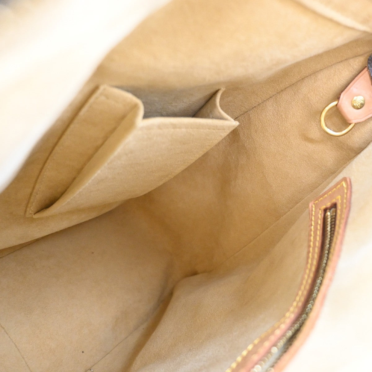 Louis Vuitton Monogram Looping Monogram Canvas Brown Canvas Shoulder Bag Bag (Pre-Owned)