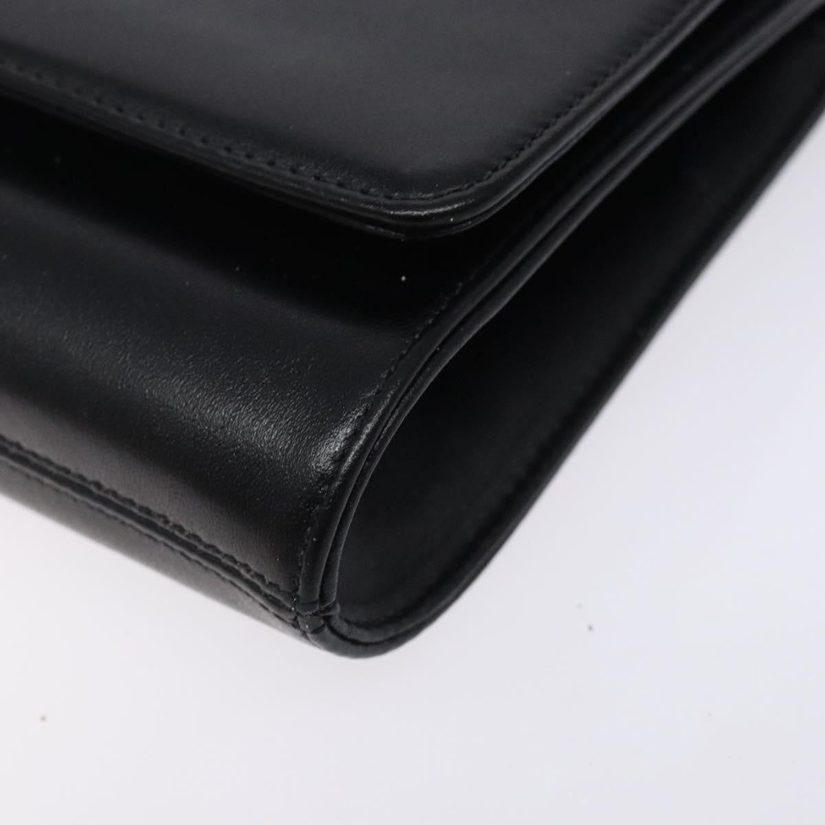 Givenchy Vintage 4G Leather Black Leather Shoulder Bag Bag (Pre-Owned)