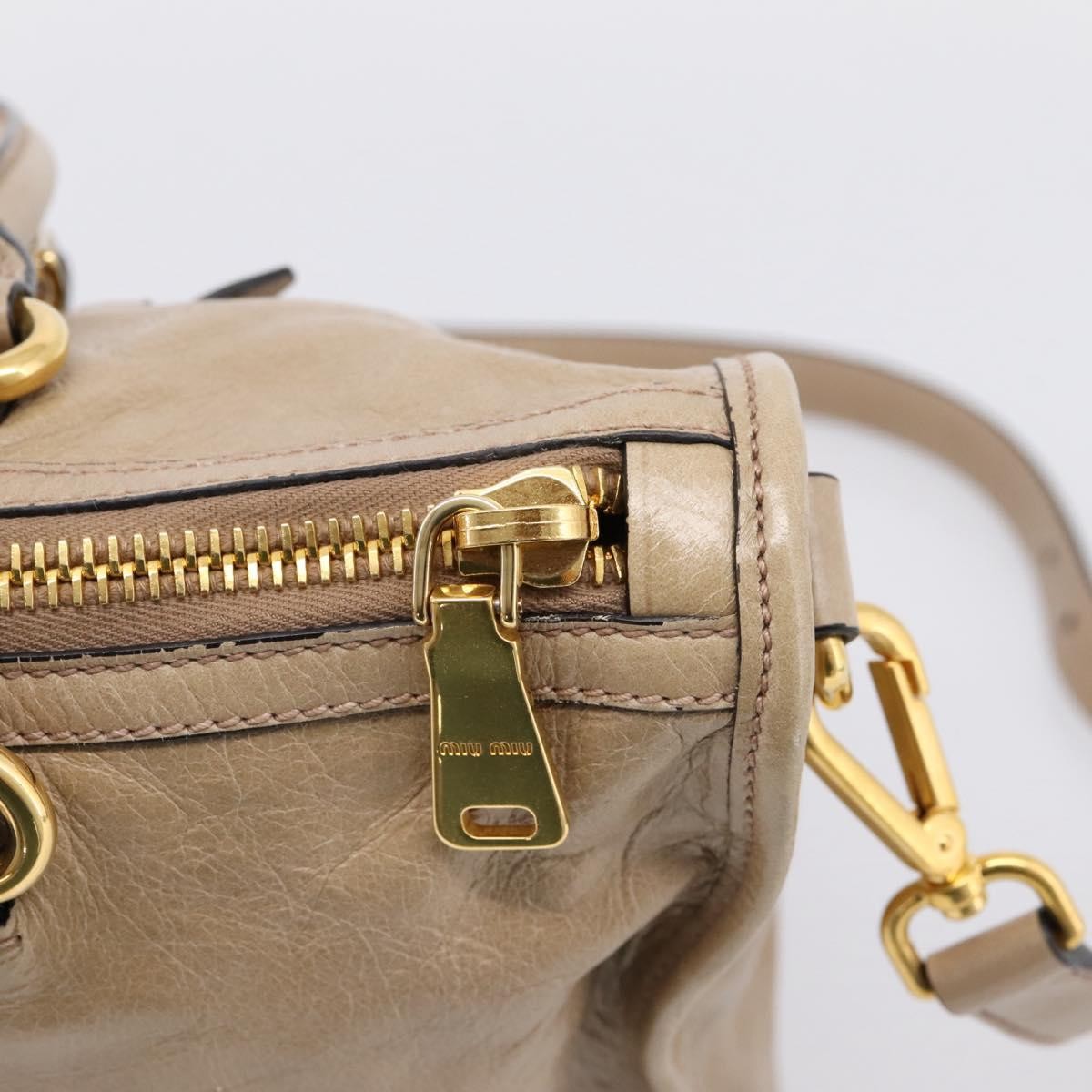Miu Miu Convertible Bauletto Vitello Shine Beige Leather Handbag (Pre-Owned)