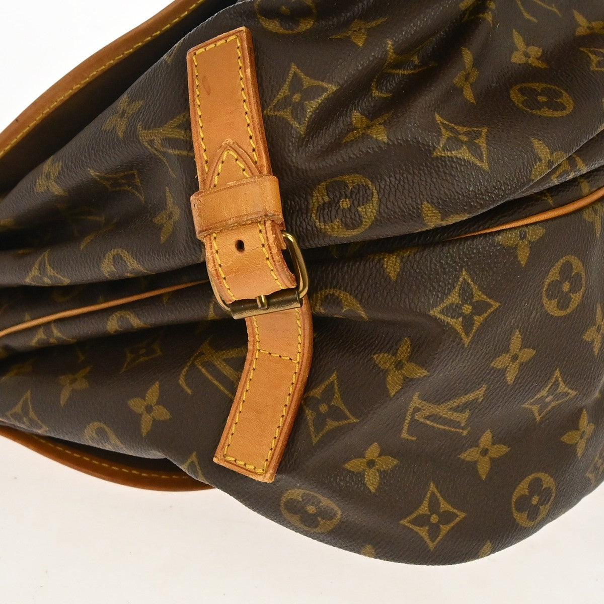 Louis Vuitton Saumur Monogram Canvas Brown Canvas Shoulder Bag Bag (Pre-Owned)