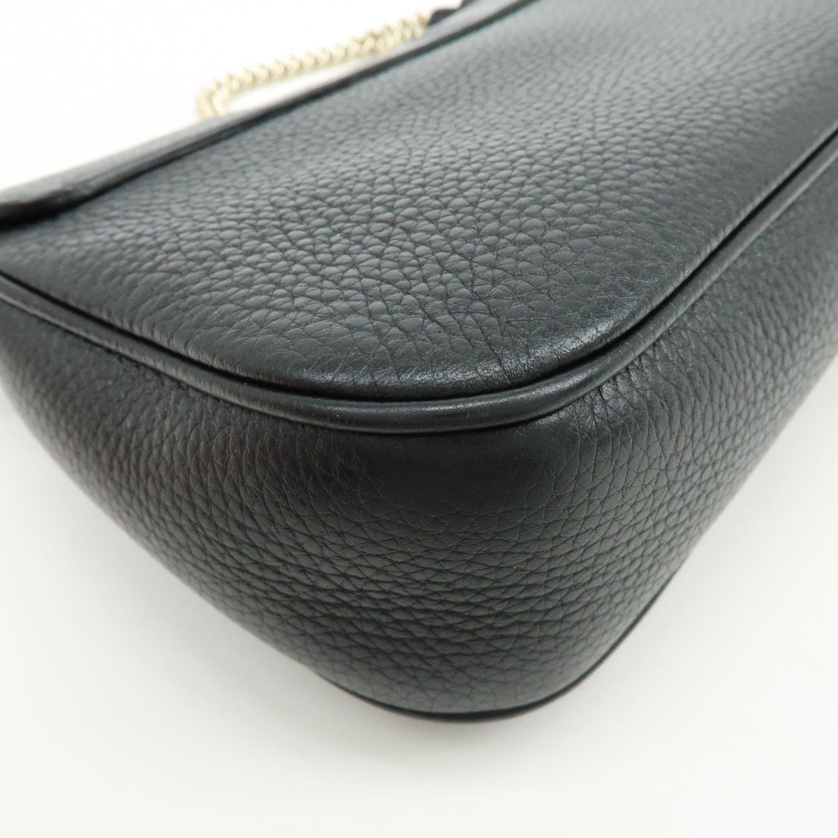 Gucci Soho Chain Leather Black Calfskin Crossbody Bag Bag (Pre-Owned)