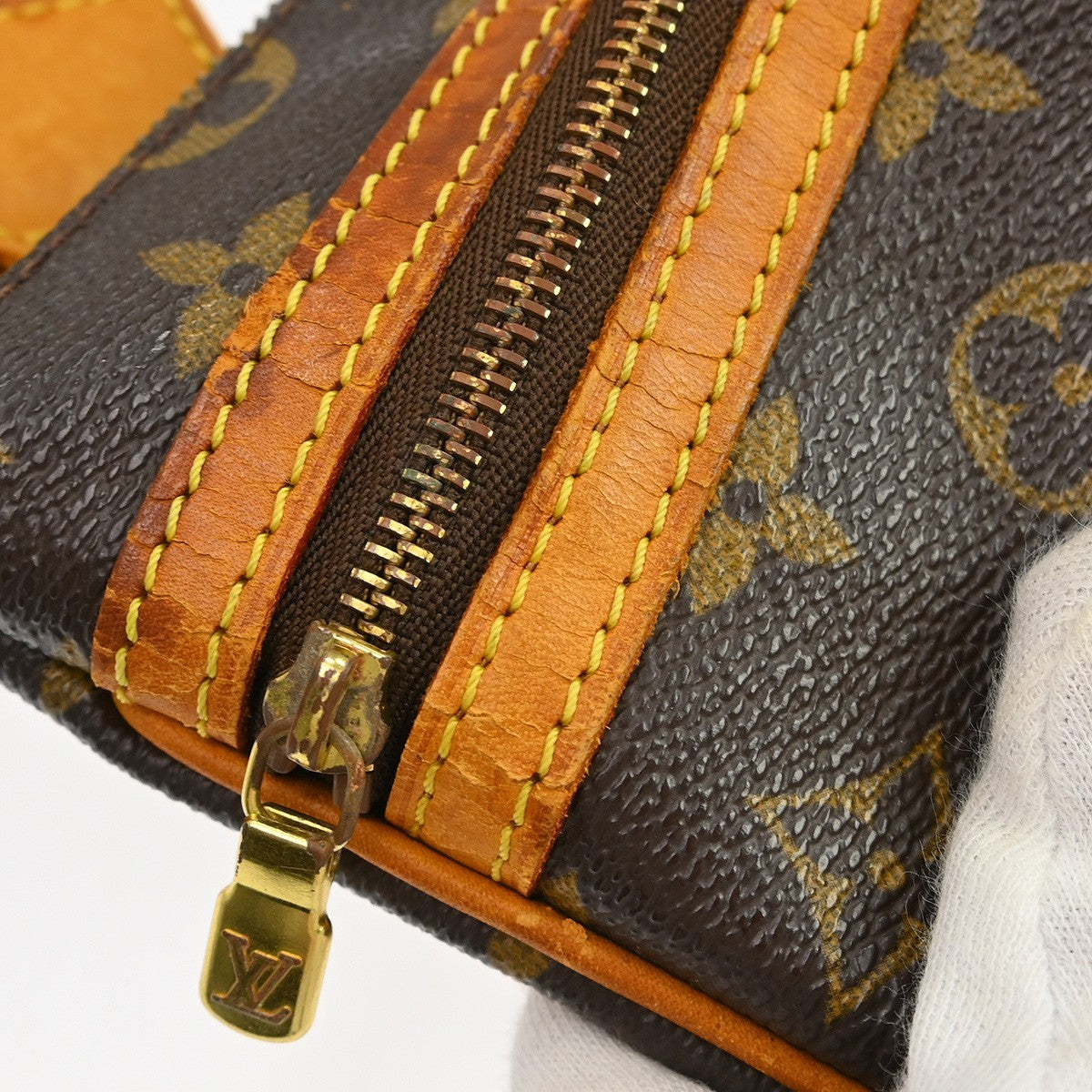 Louis Vuitton Bosphore Pochette Monogram Canvas Brown Canvas Shoulder Bag Bag (Pre-Owned)