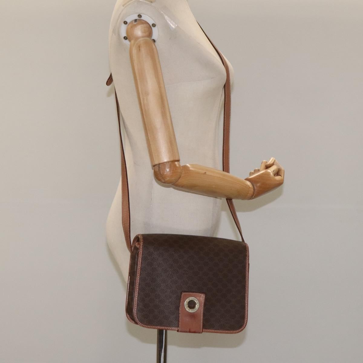 Celine Vintage Macadam Circle Logo Canvas And Leather Brown Canvas Shoulder Bag Bag (Pre-Owned)