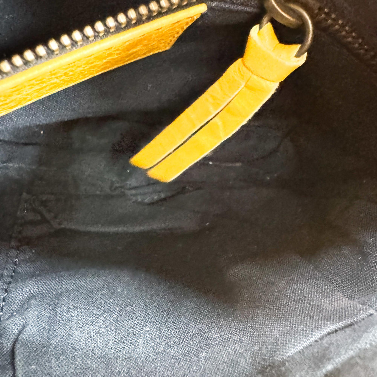 Balenciaga Hip Classic Studs Leather Yellow Leather Crossbody Bag Bag (Pre-Owned)