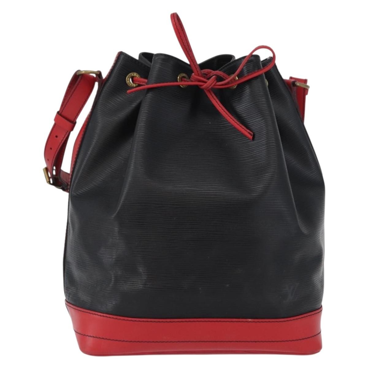 Louis Vuitton Bicolor Noe Epi Leather Black Leather Shoulder Bag Bag (Pre-Owned)