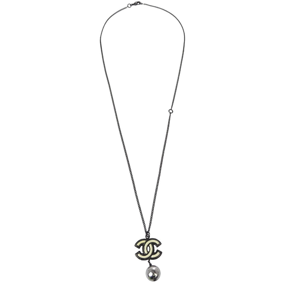 Chanel Cc Pearl Drop Metal With Pearls Black Metal Necklace Jewelry (Pre-Owned)