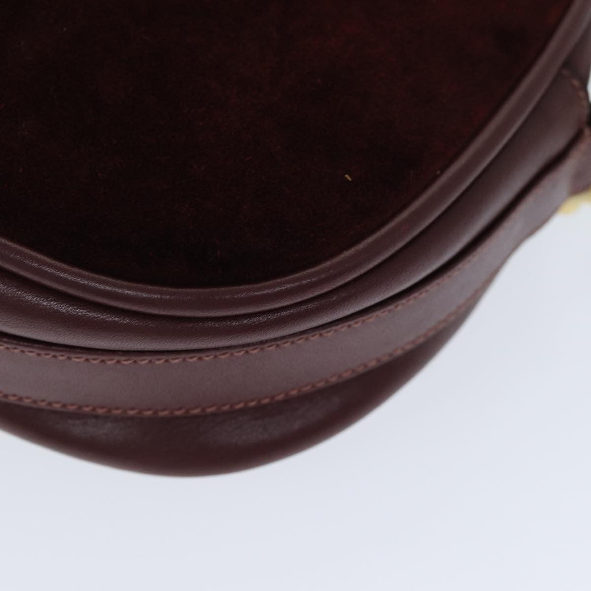 Cartier Vintage Must De Cartier Suede Burgundy Suede Shoulder Bag Bag (Pre-Owned)