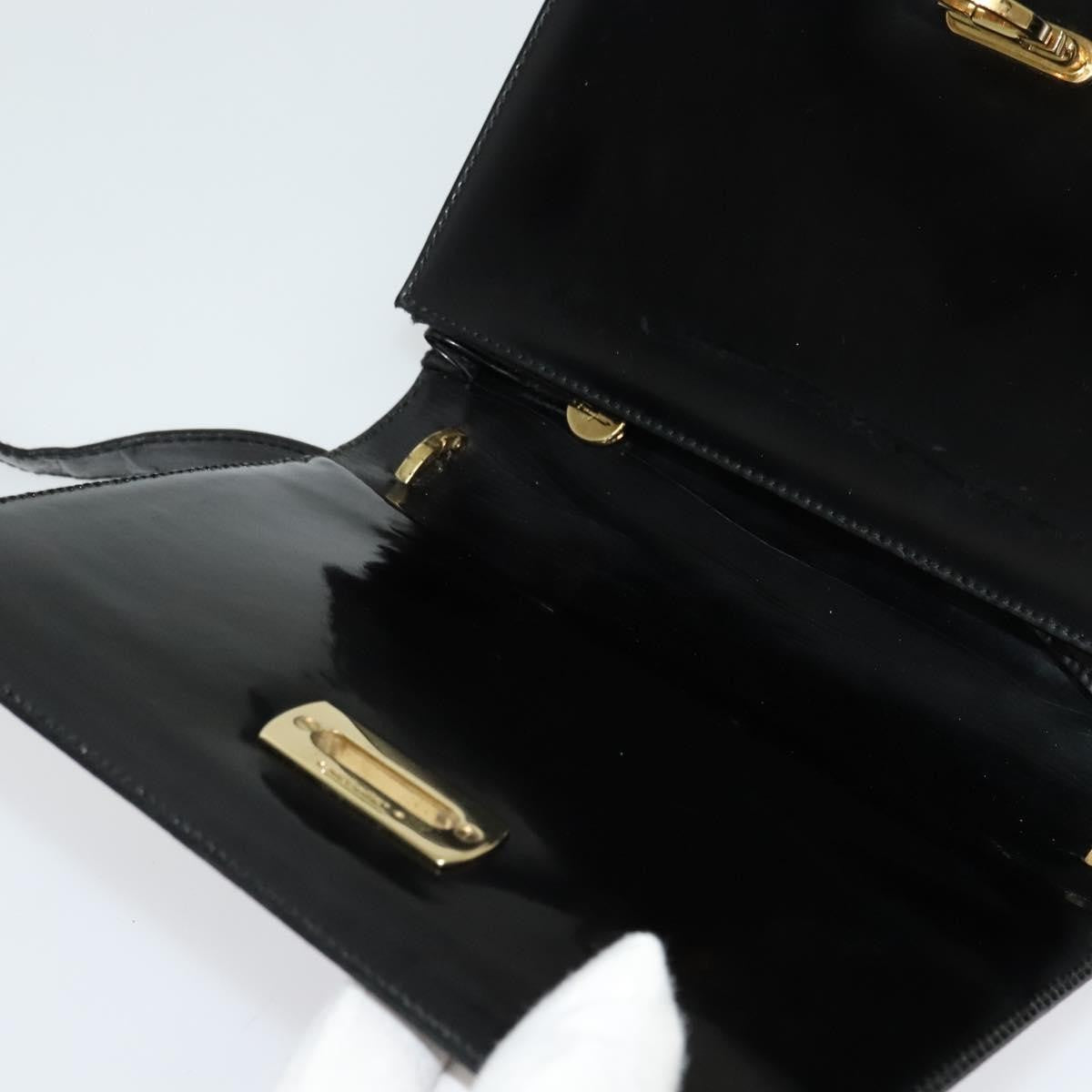 Salvatore Ferragamo Gancini Leather Black Leather Shoulder Bag Bag (Pre-Owned)