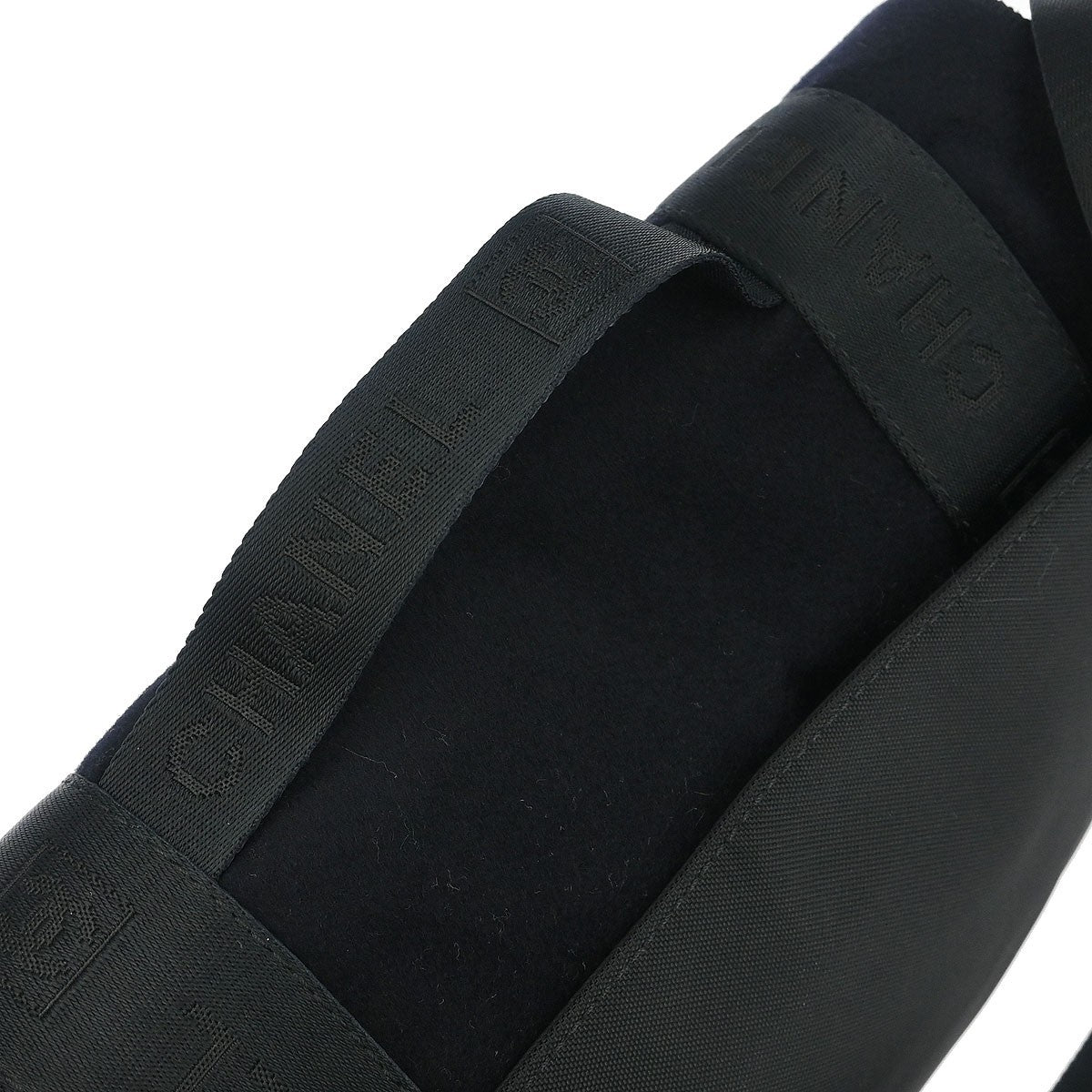 Chanel Sport Line Flap Messenger Wool And Nylon Black Nylon Shoulder Bag Bag (Pre-Owned)