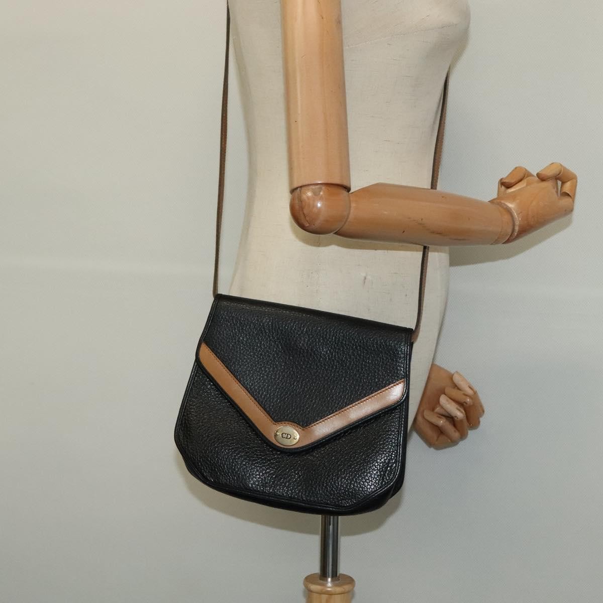 Christian Dior Vintage Cd Flap Leather Black Leather Shoulder Bag Bag (Pre-Owned)