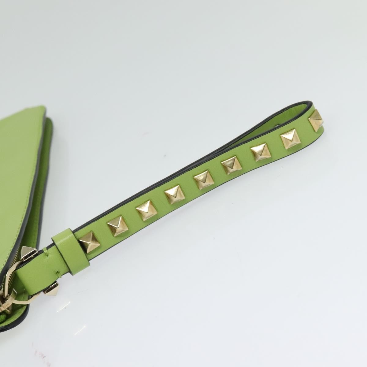 Valentino Garavani Rockstud Wristlet Leather Green Leather Clutche & Pouche Bag (Pre-Owned)