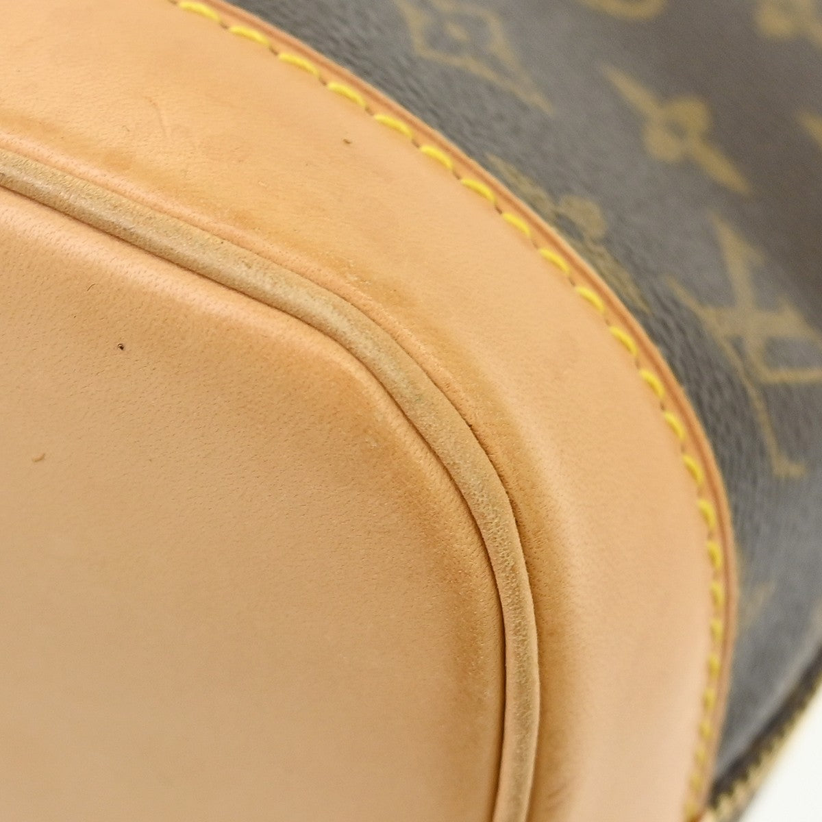 Louis Vuitton Alma Monogram Canvas Brown Canvas Handbag (Pre-Owned)