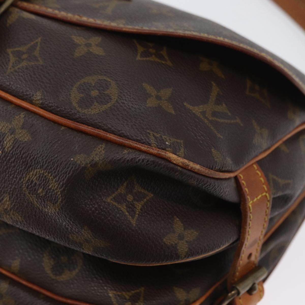 Louis Vuitton Saumur Monogram Canvas Brown Canvas Shoulder Bag Bag (Pre-Owned)