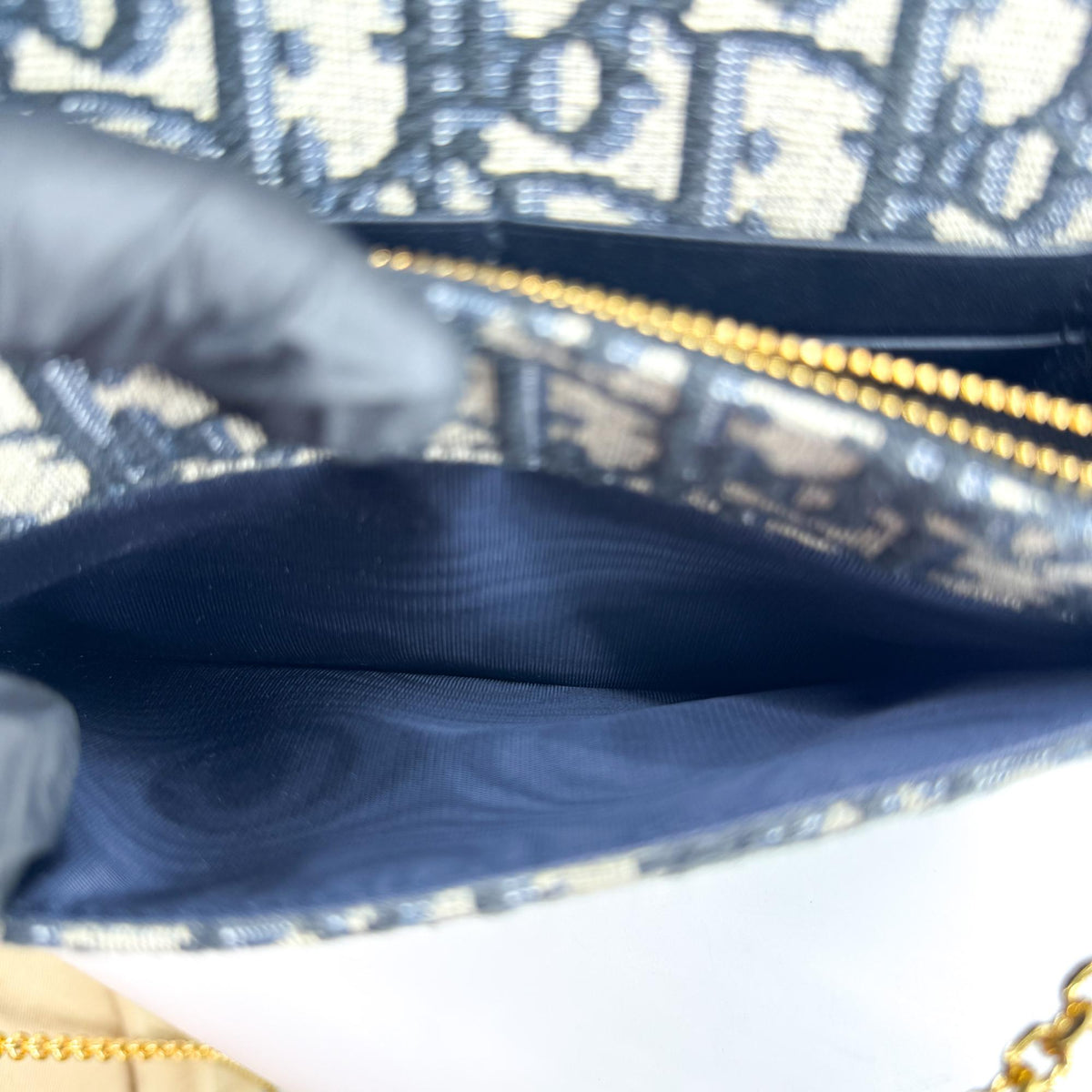 Christian Dior 30 Montaigne 2-In-1 Oblique Canvas Navy Canvas Clutche & Pouche Bag (Pre-Owned)