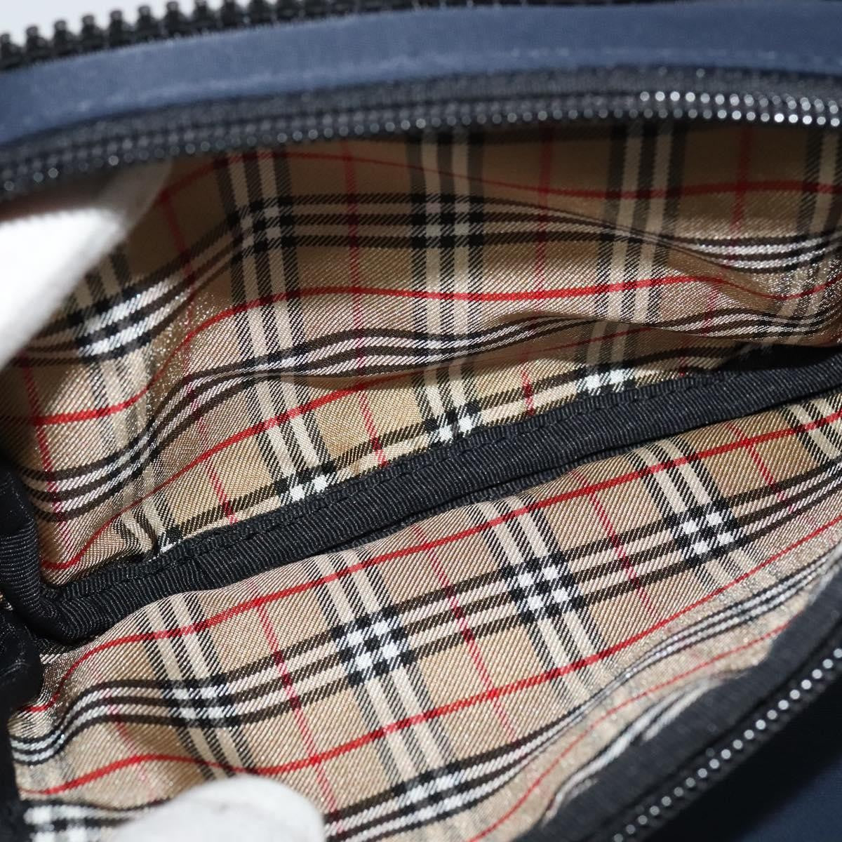 Burberry Vintage Nylon Navy Nylon Shoulder Bag Bag (Pre-Owned)