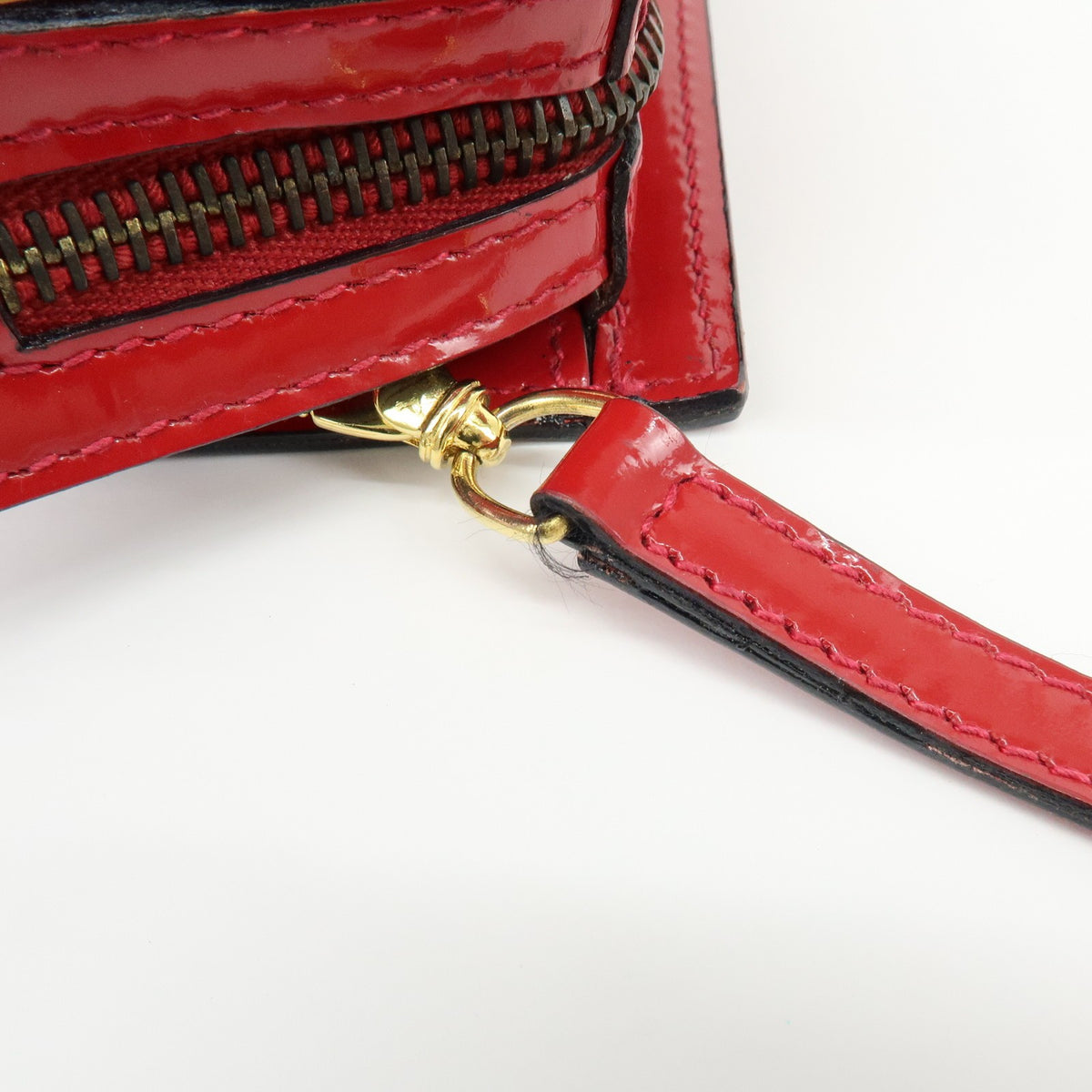 Salvatore Ferragamo Shoulder Bag Patent Leather Red Patent_Leather Shoulder Bag Bag (Pre-Owned)